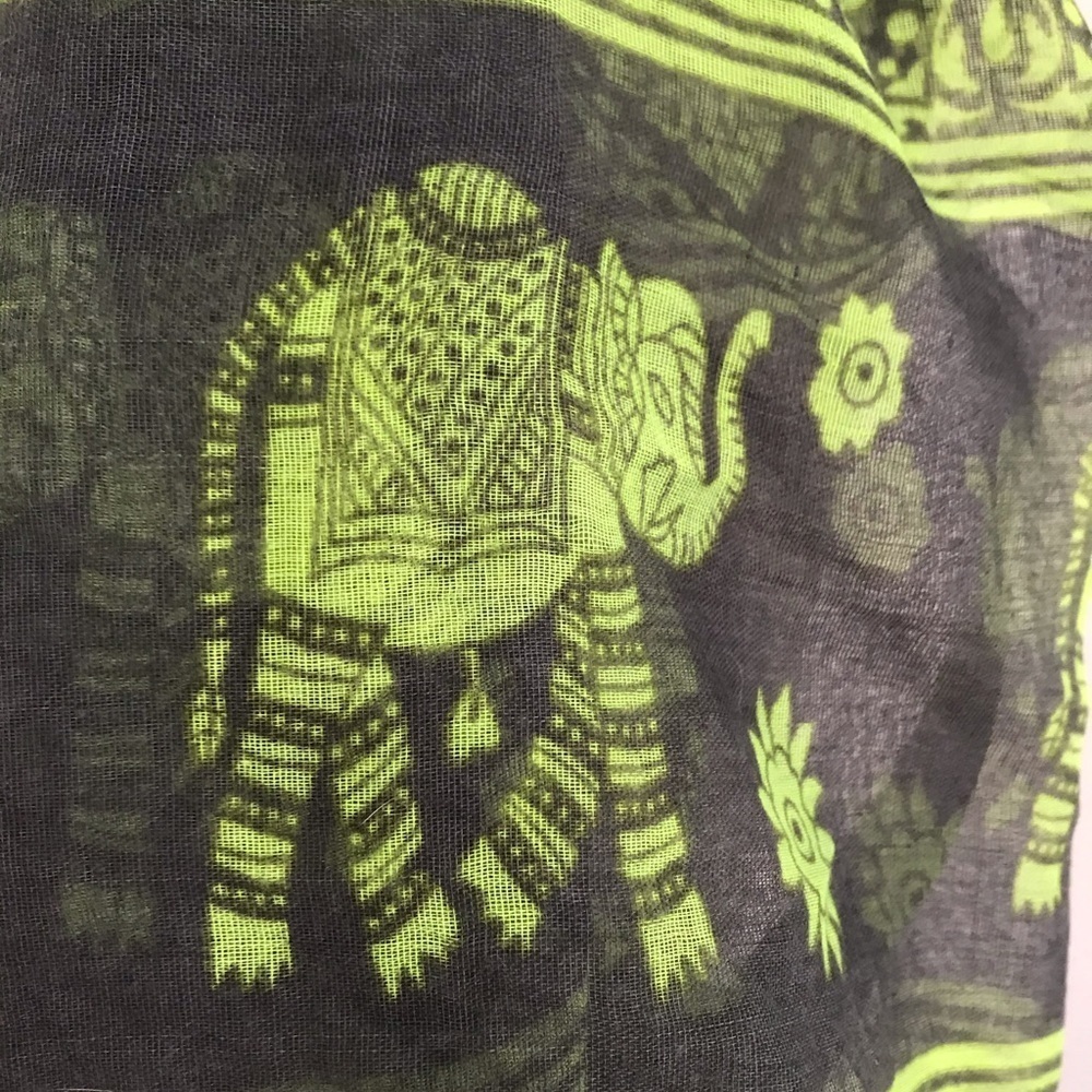 Green and Grey Scarf - Picture 2 of 3